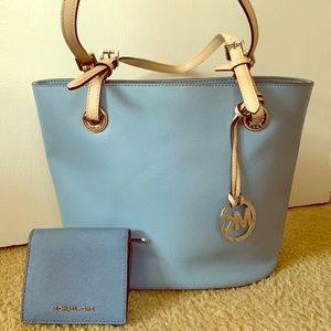Michael Kors bucket purse with wallet